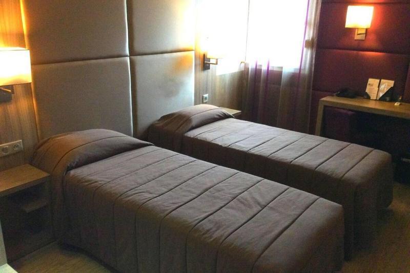Le Trefle Hotel Portet-sur-Garonne Ngoại thất bức ảnh