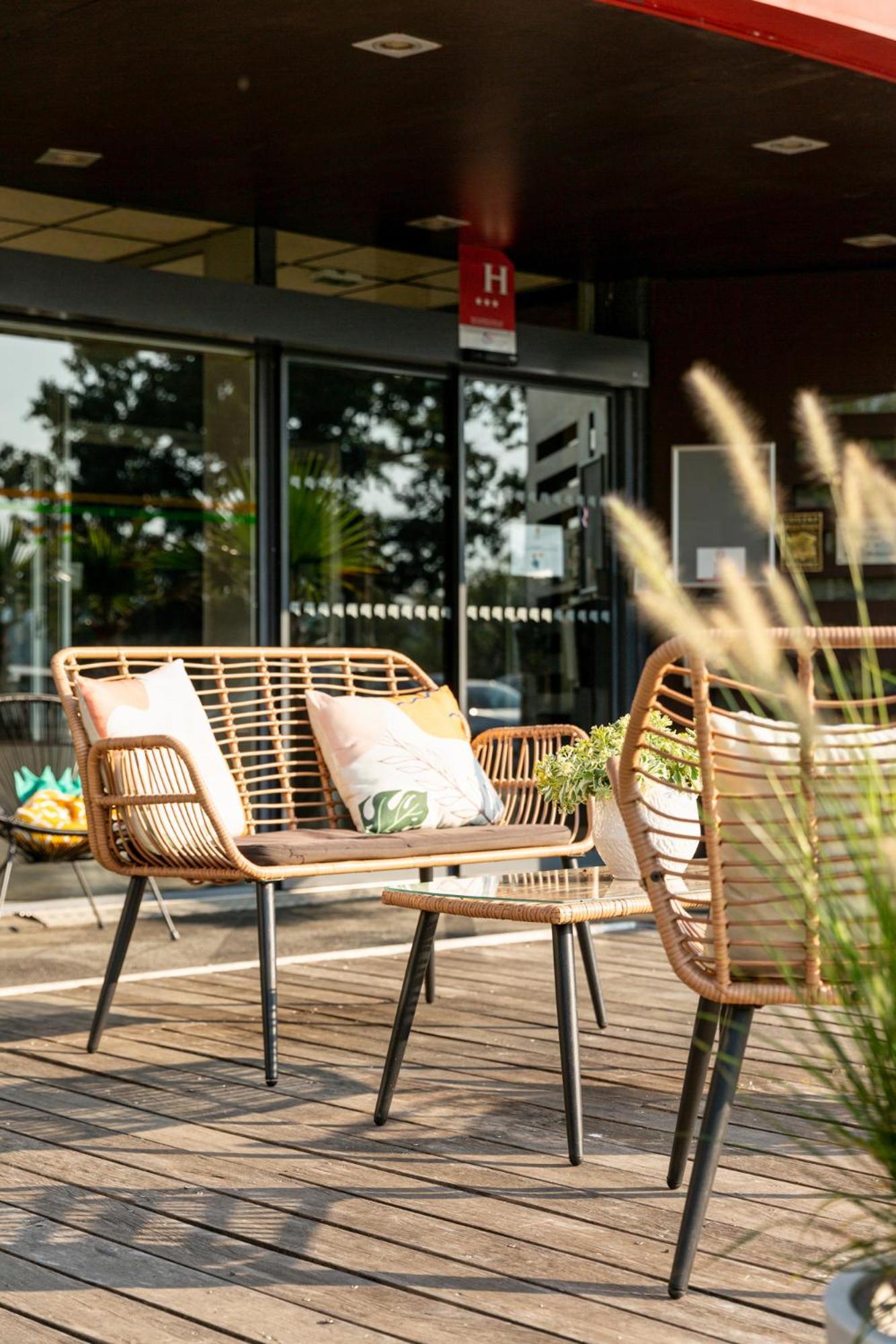 Le Trefle Hotel Portet-sur-Garonne Ngoại thất bức ảnh