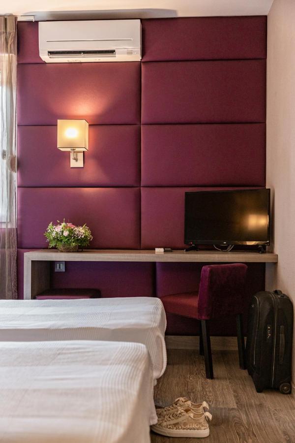 Le Trefle Hotel Portet-sur-Garonne Ngoại thất bức ảnh