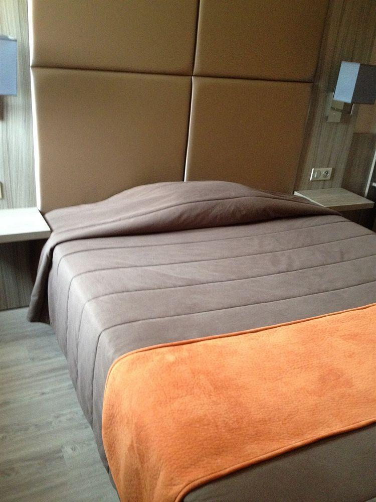 Le Trefle Hotel Portet-sur-Garonne Ngoại thất bức ảnh