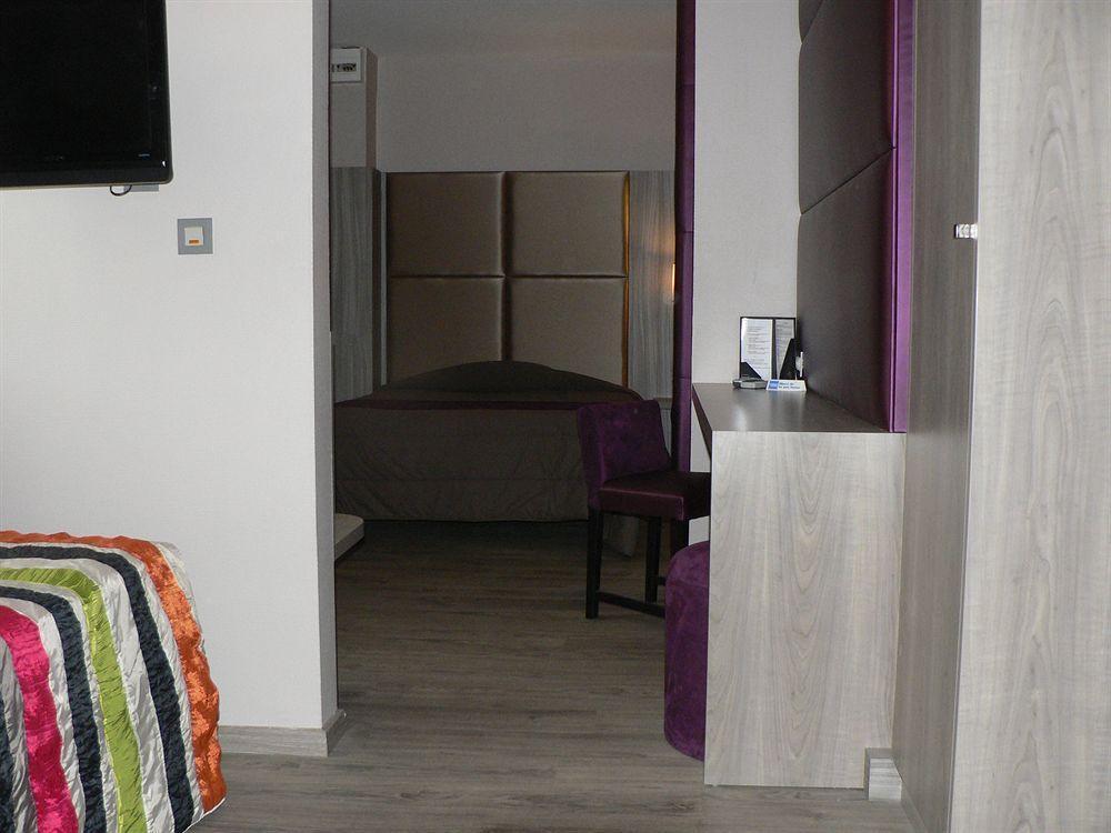 Le Trefle Hotel Portet-sur-Garonne Ngoại thất bức ảnh